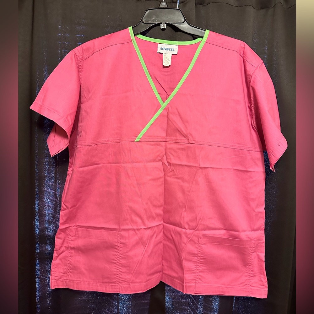 WOMEN SCRUB TOP